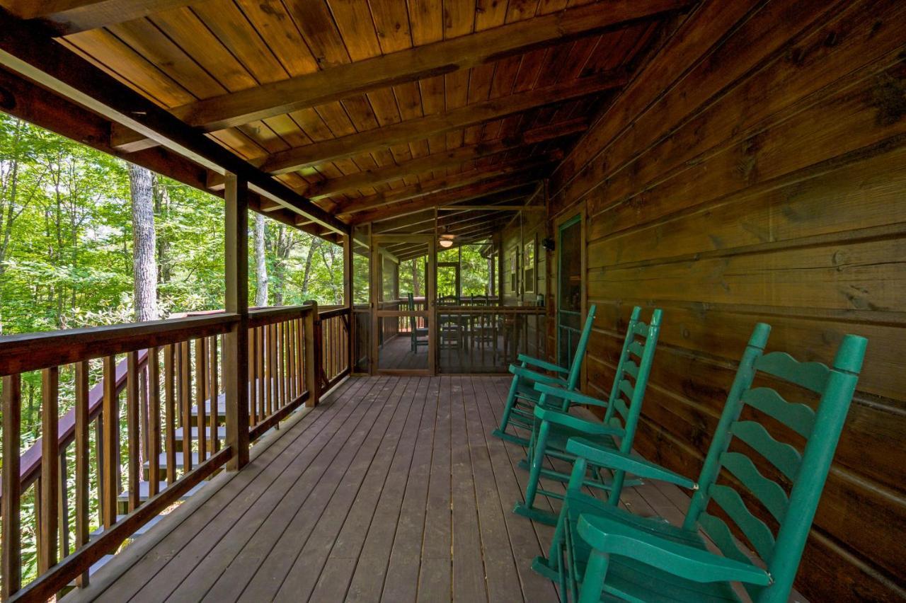 סביירוויל Gypsy Road - Privacy! Log Cabin With Hot Tub, Wifi, Directv And Arcade מראה חיצוני תמונה